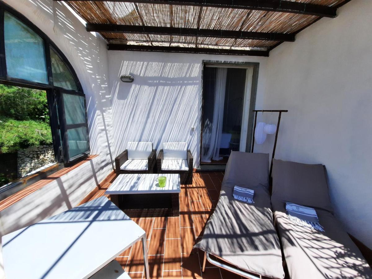 Le Terre Del Drago Apartment Bergeggi Exteriör bild