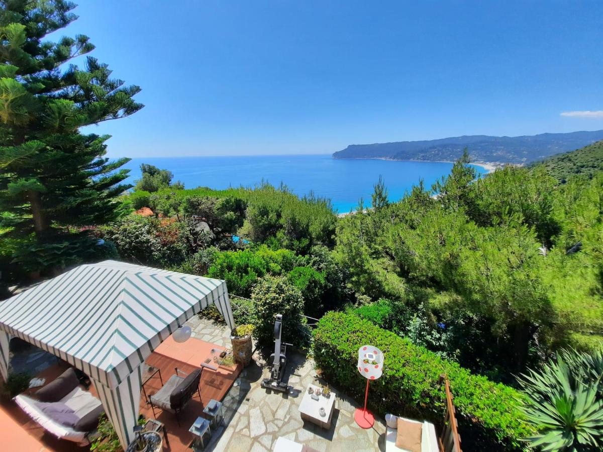 Le Terre Del Drago Apartment Bergeggi Exteriör bild