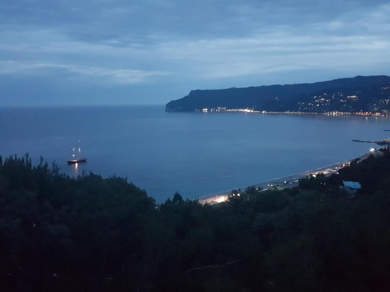 Le Terre Del Drago Apartment Bergeggi Exteriör bild